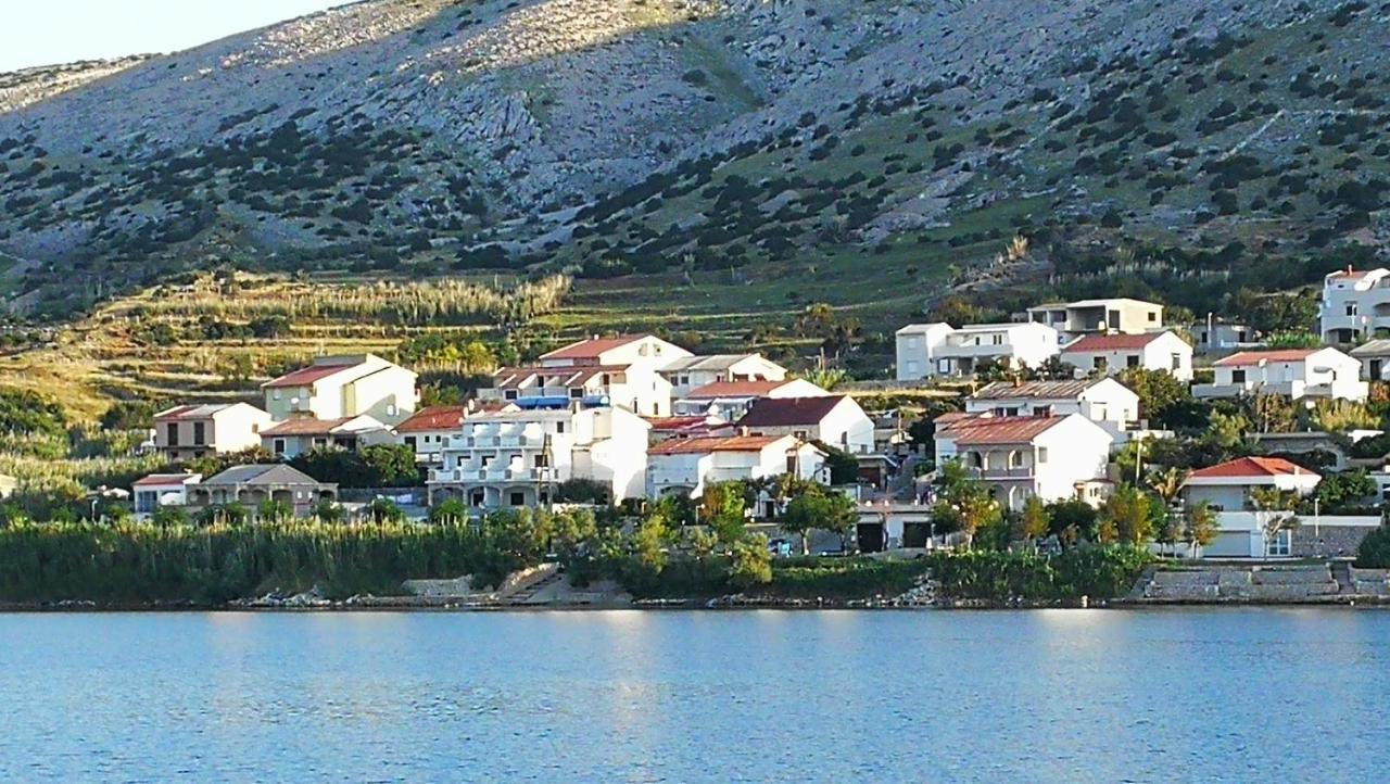 Apartments Vozab Pag Town Exterior foto